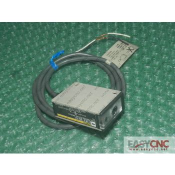 E3E2-3DY2 Omron photoelectric switch sensor used