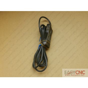 E3X-SD Omron photoelectric sensor new