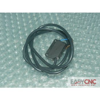 E3Z-B61-S0-SBW-P1-1 Omron photoelectric switch new
