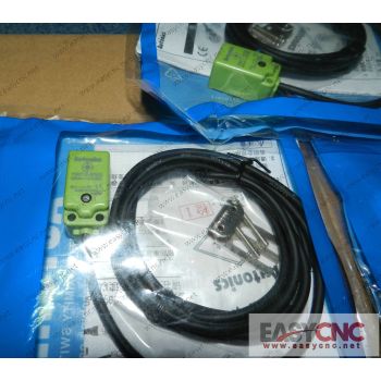 PSNT17-5DOU Autonics proximity switch new