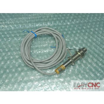 TL-XP2 Omron proximity switcy new