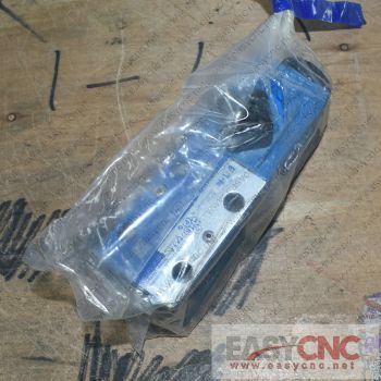 DG4V-3S-0B-M-U-H5-60 VICKERS SOLENOID VALVE NEW AND ORIGINAL