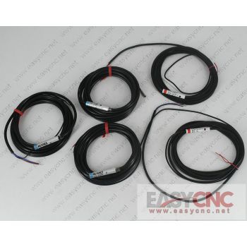 EM-030P KEYENCE SENSOR NEW AND ORIGINAL