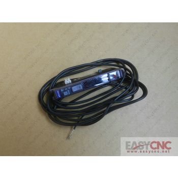FS-V32P Keyence photoelectric amplifier fiber new