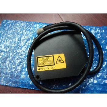 HL-C108C-BK5 SUNX Sensor new